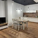 Rynek 13 Z Parkingiem - Centrum Bochni Apartmán *