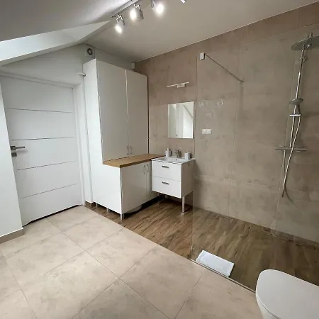 Rynek 13 Z Parkingiem - Centrum Bochni Apartamento
